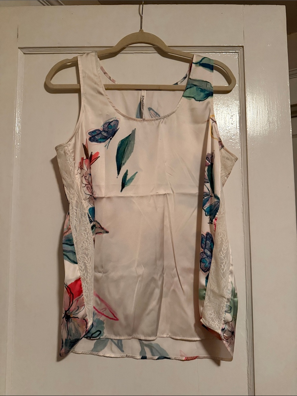Soma Floral Lace-Trim Cream Tank Top - Lightweight Women’s Top